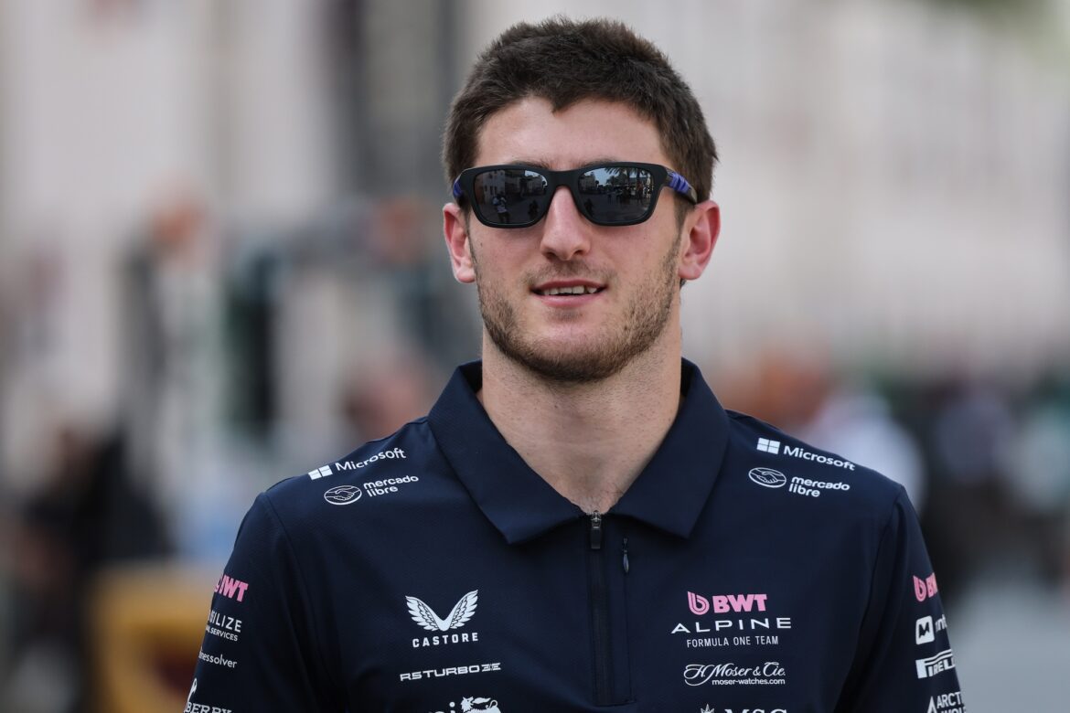 Herbert states that Doohan's future at Alpine relies solely on his performance.