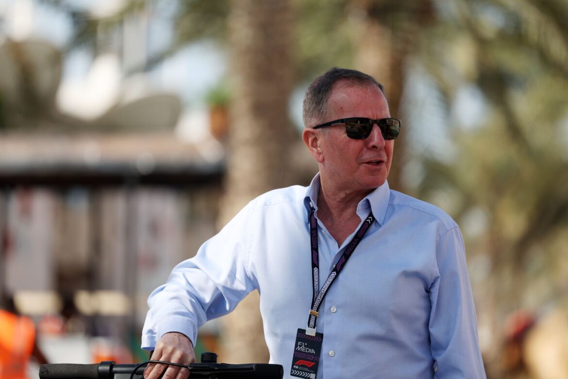 1747140262_0001261146_HiRes_09QFPXC0QPCMZU0N4HVBH0LTPPXX.jpg Brundle sees Verstappen and Russell as threats to McLaren in 2025.