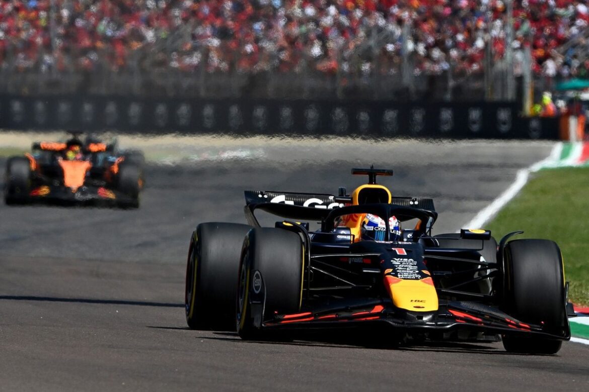 What caused McLaren to lose their speed edge over Red Bull at the F1 Imola Grand Prix?