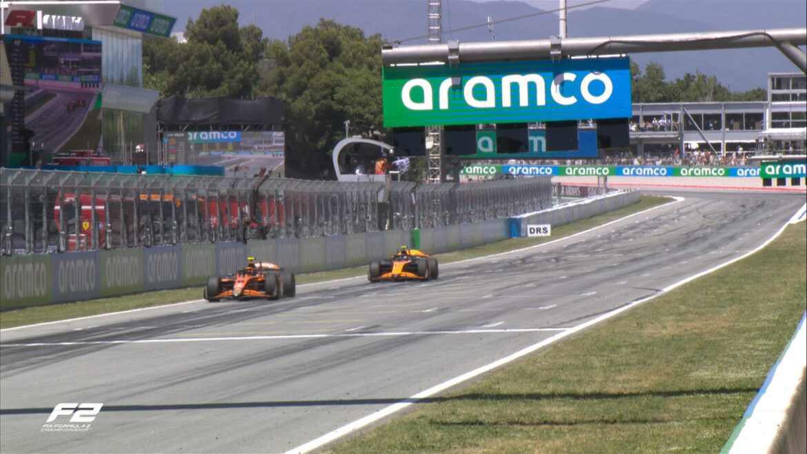 Verschoor makes a strategic tire change and clinches victory in the Sprint race in Barcelona.