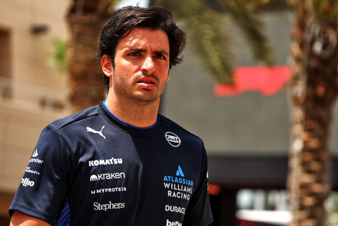 Sainz says he is not surprised by Hamilton's struggles at Ferrari.