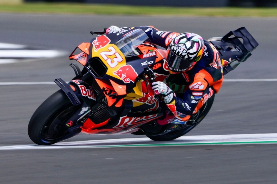 enea-bastianini-red-bull-ktm-t.jpg Enea Bastianini reflects on his "most disappointing race" in MotoGP at the British Grand Prix.