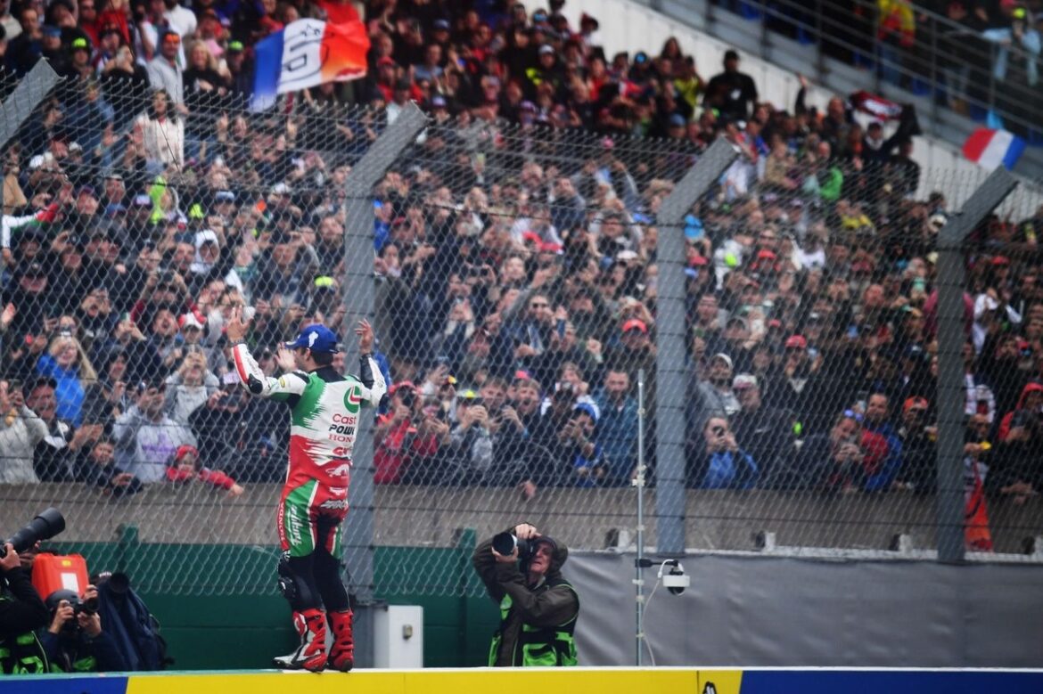 johann-zarco-team-lcr-honda-3.jpg Johann Zarco scores an unexpected victory over Marc Marquez in an exciting race.
