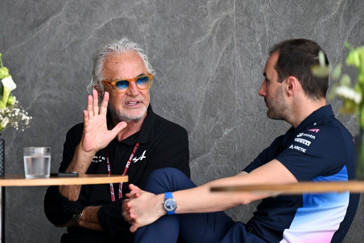 oliver-oakes-alpine.jpg Flavio Briatore dismisses speculation of a fallout following Oliver Oakes' unexpected departure from Alpine F1.