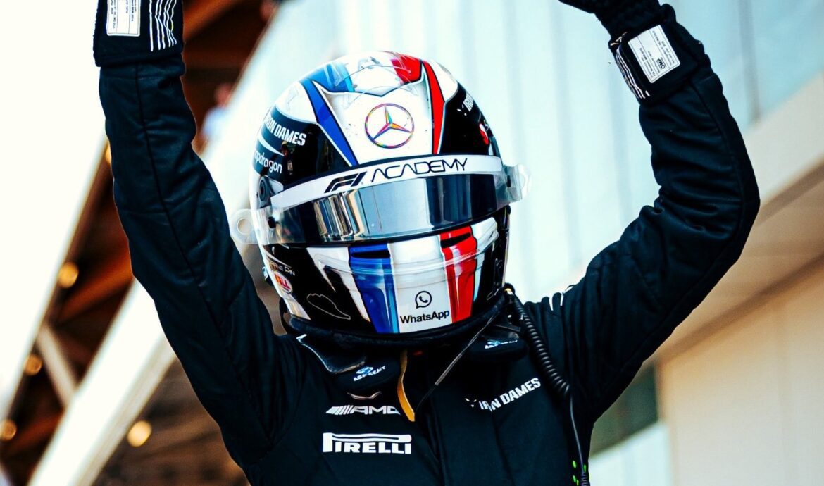 Gtaq6f2XoAElKgA.jpg Pin, Felbermayr, and Chambers emerge victorious from Canada.