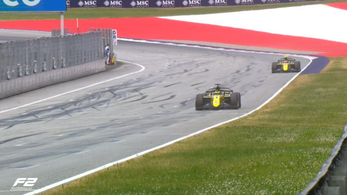 Fornaroli defeats Martins by 0.014 and secures pole position in Austria.