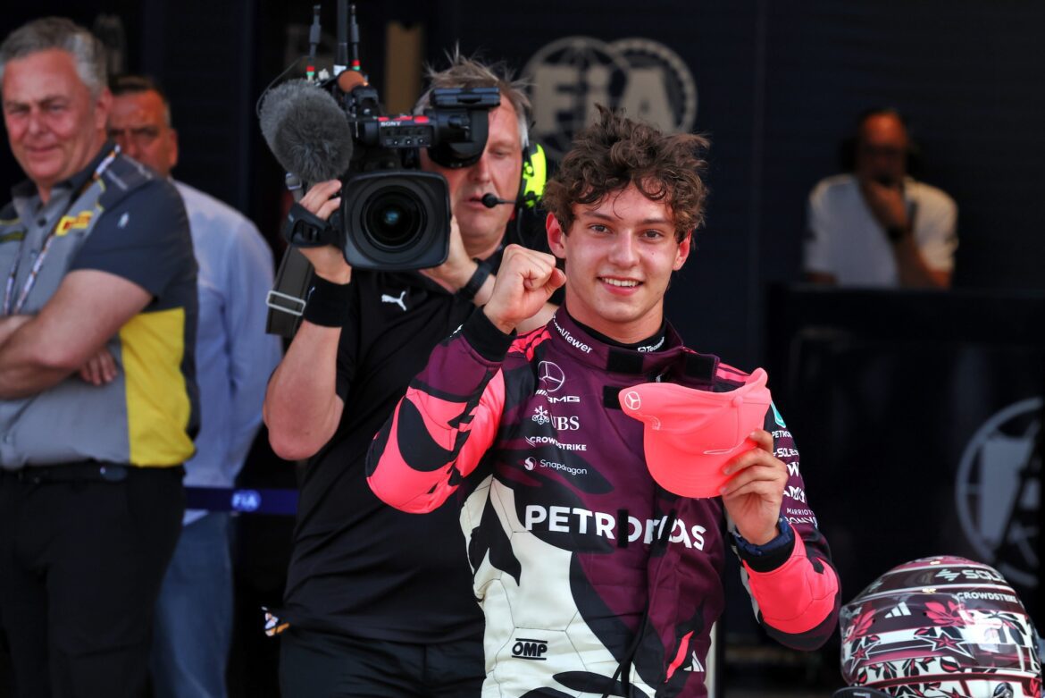 XPB_1341971_HiRes.jpg Wolff urges caution regarding Antonelli and criticizes the Italian media's exaggeration.