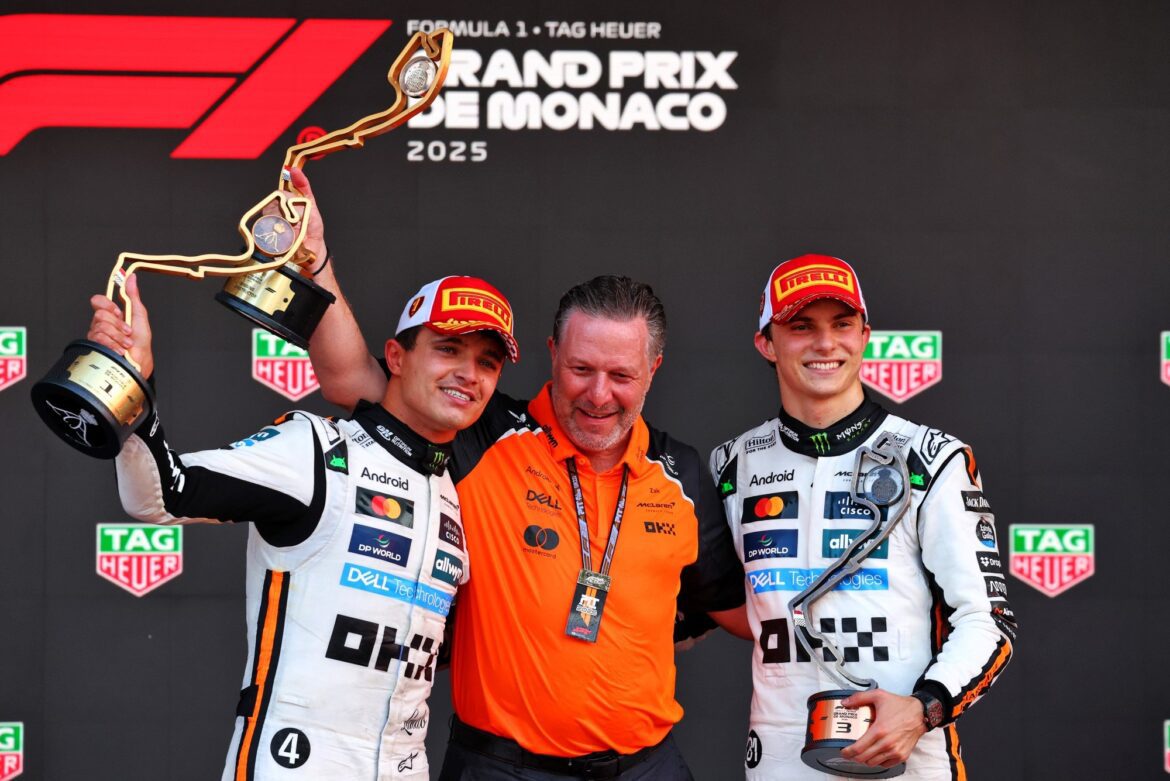 XPB_1349778_HiRes.jpg Palmer anticipates a showdown between Piastri and Norris in the championship's final stretch.