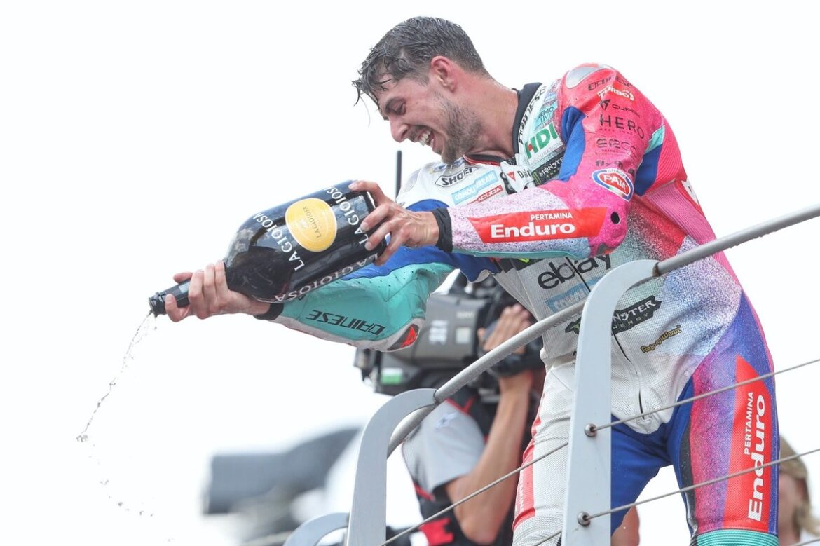 fabio-di-giannantonio-vr46-rac.jpg Why Fabio Di Giannantonio Got Chills from Francesco Bagnaia's Late Podium Push