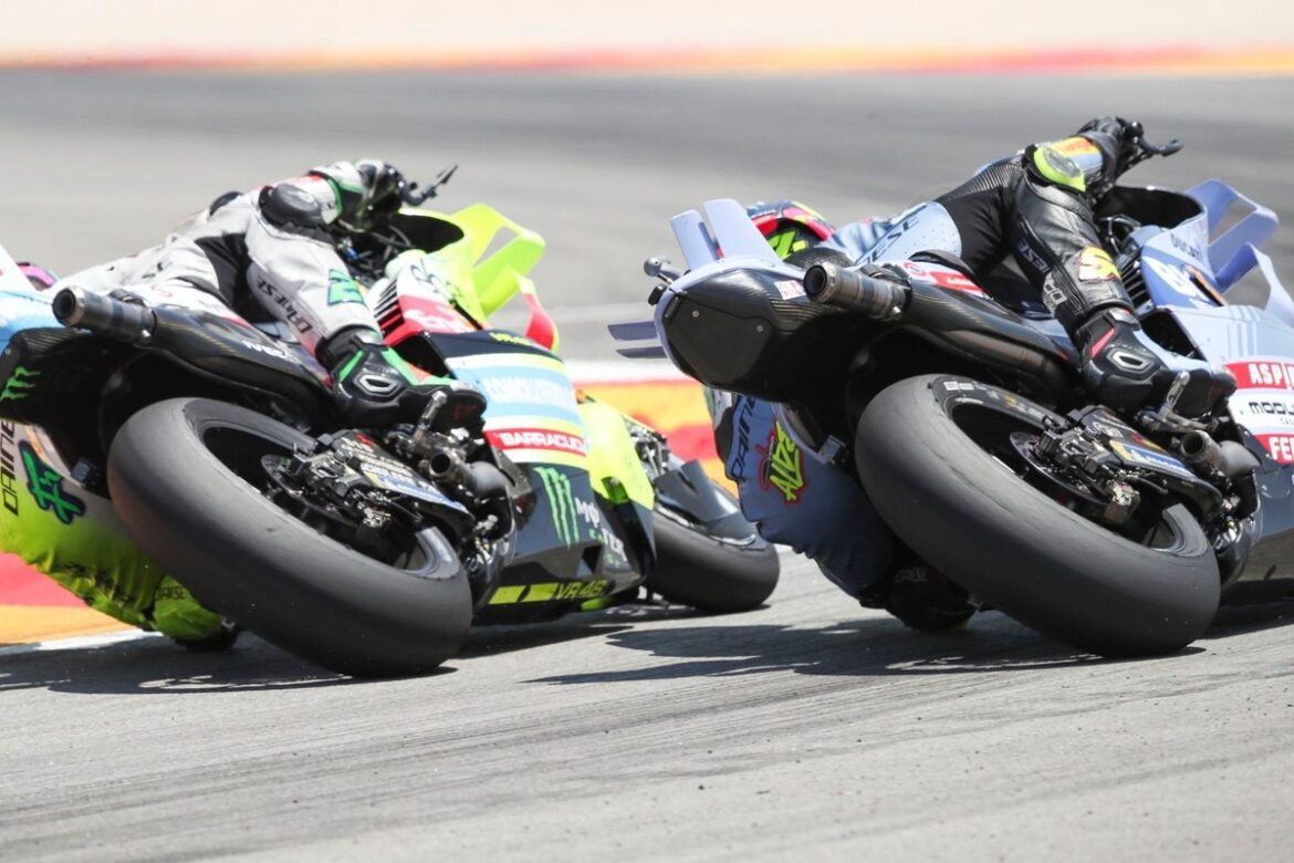 franco-morbidelli-vr46-racing-.jpg Witness the intense battle among riders at the MotoGP Aragon Grand Prix.