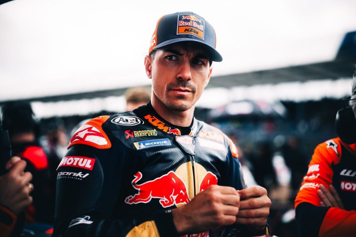 maverick-vinales-red-bull-ktm-2.jpg Maverick Vinales visits KTM headquarters, urging the MotoGP team to maintain "patience and composure."