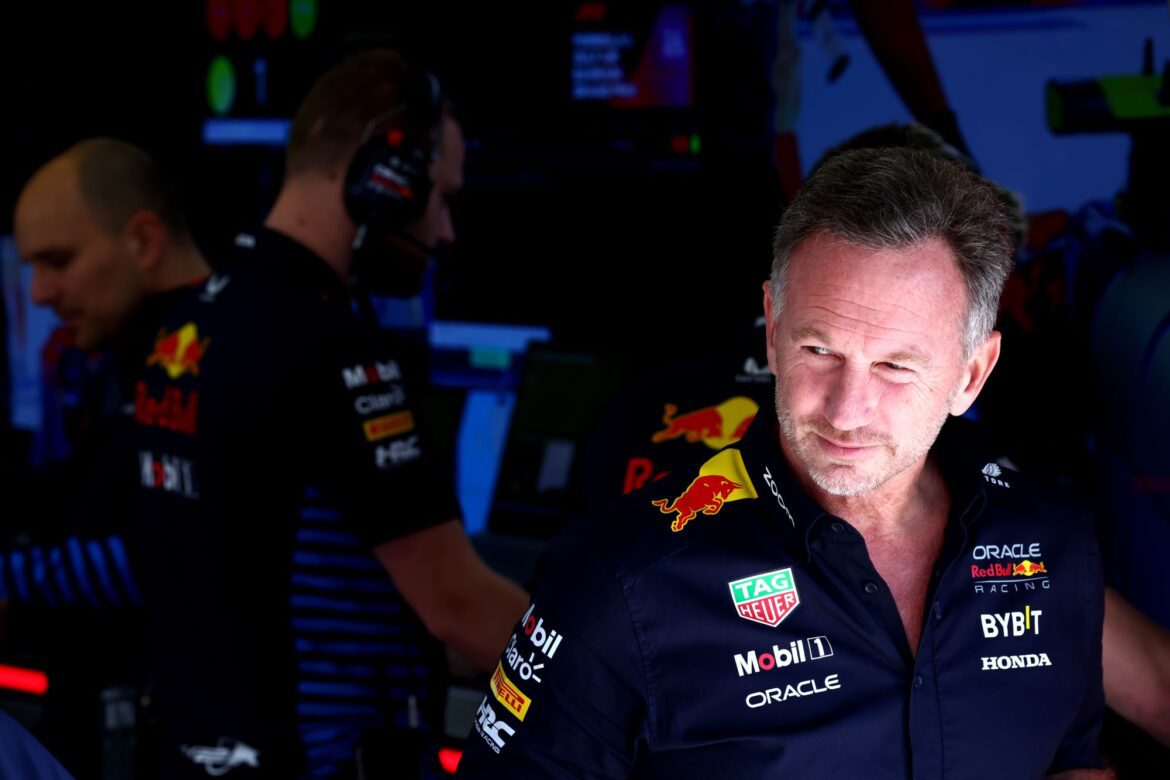 0001261530_HiRes_0SCMB830EP7S8R082V6VP0NA4HNR.jpg F1: The Surprise Departure of Horner from Red Bull