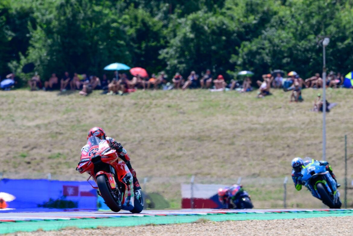 1753035238_francesco-bagnaia-ducati-team.jpg Brake issues once more hinder Francesco Bagnaia's performance at the MotoGP Czech GP.
