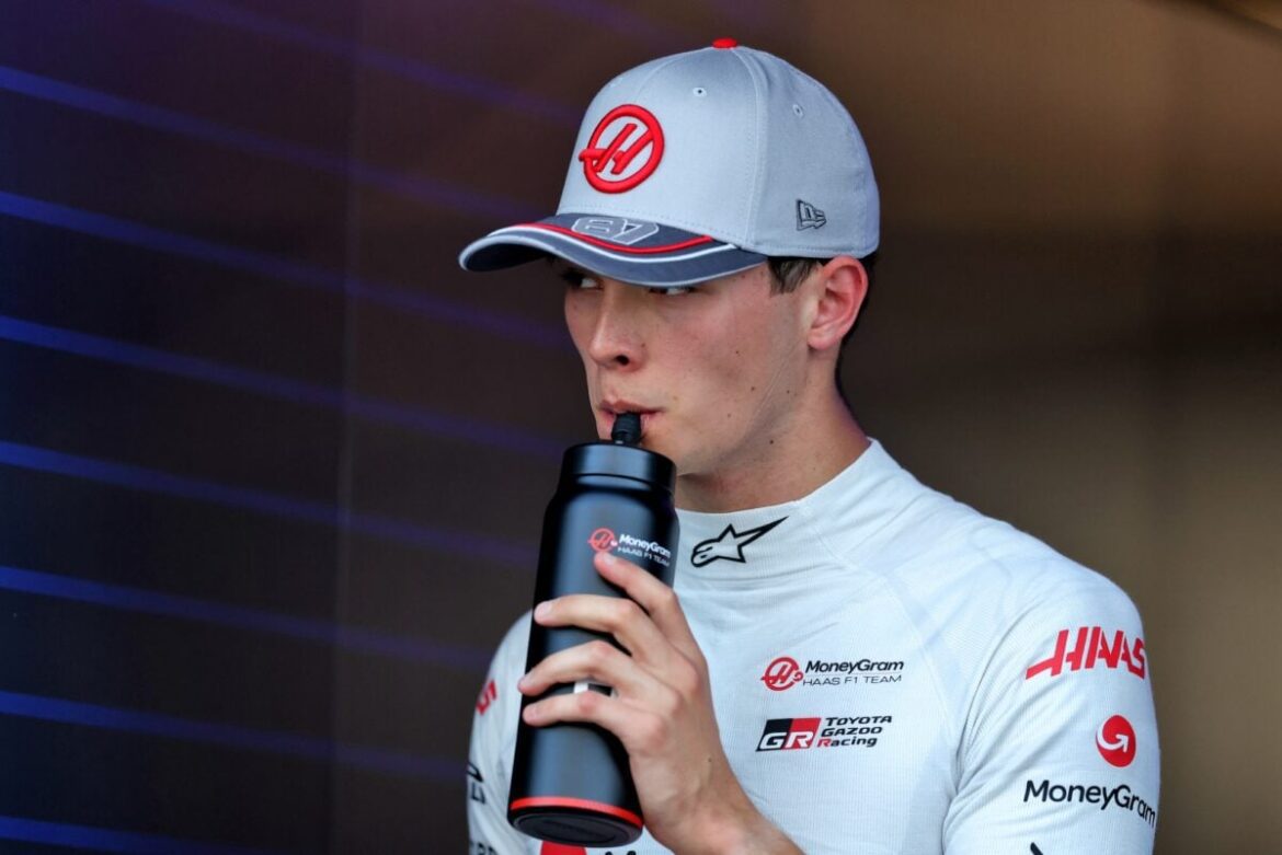 XPB_1354201_HiRes-e1751717353681.jpg Verstappen and Bearman Top Superlicense Points Ranking and Are Close to Suspension