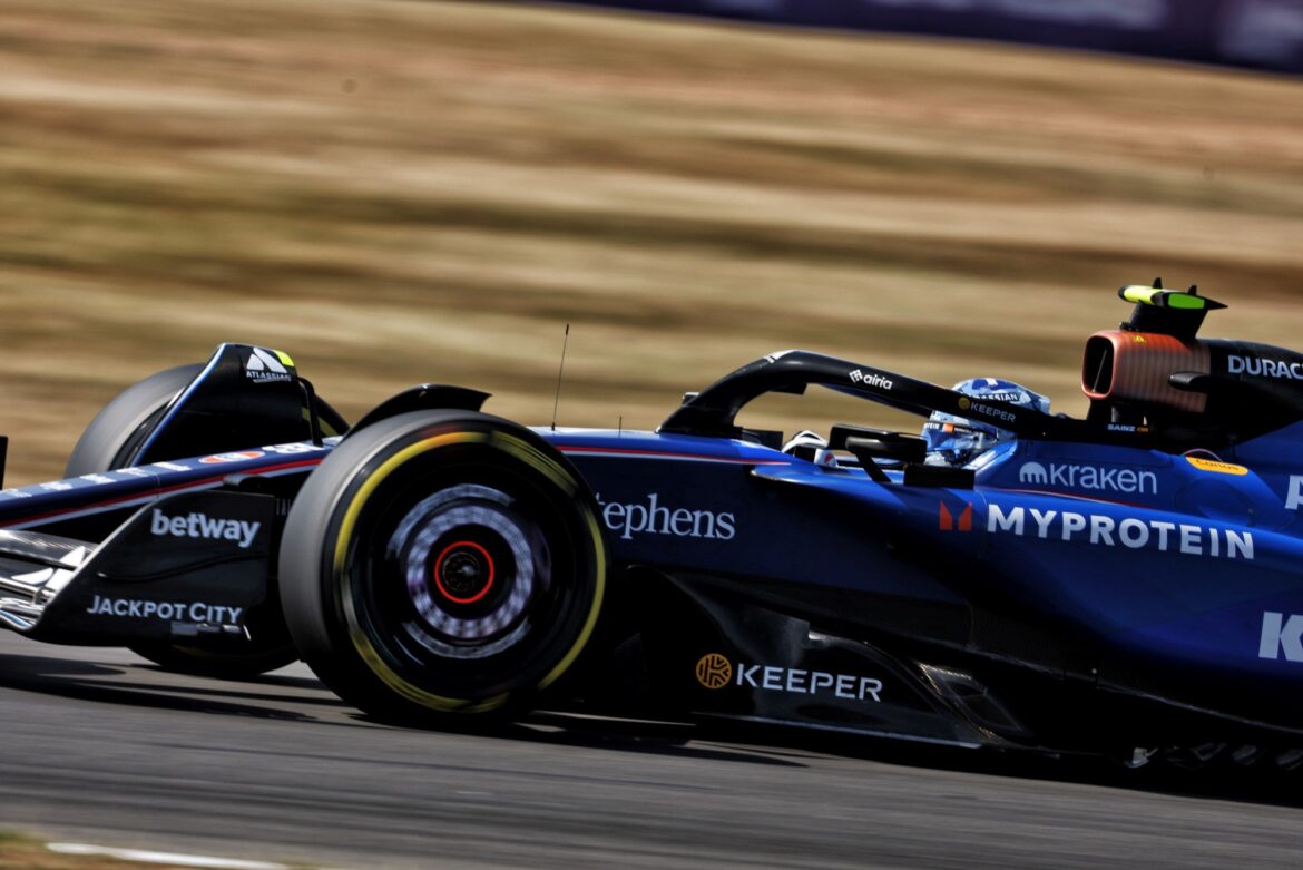 XPB_1358239_HiRes.jpg Sainz sees Williams' shortcomings in 2025 as valuable lessons.