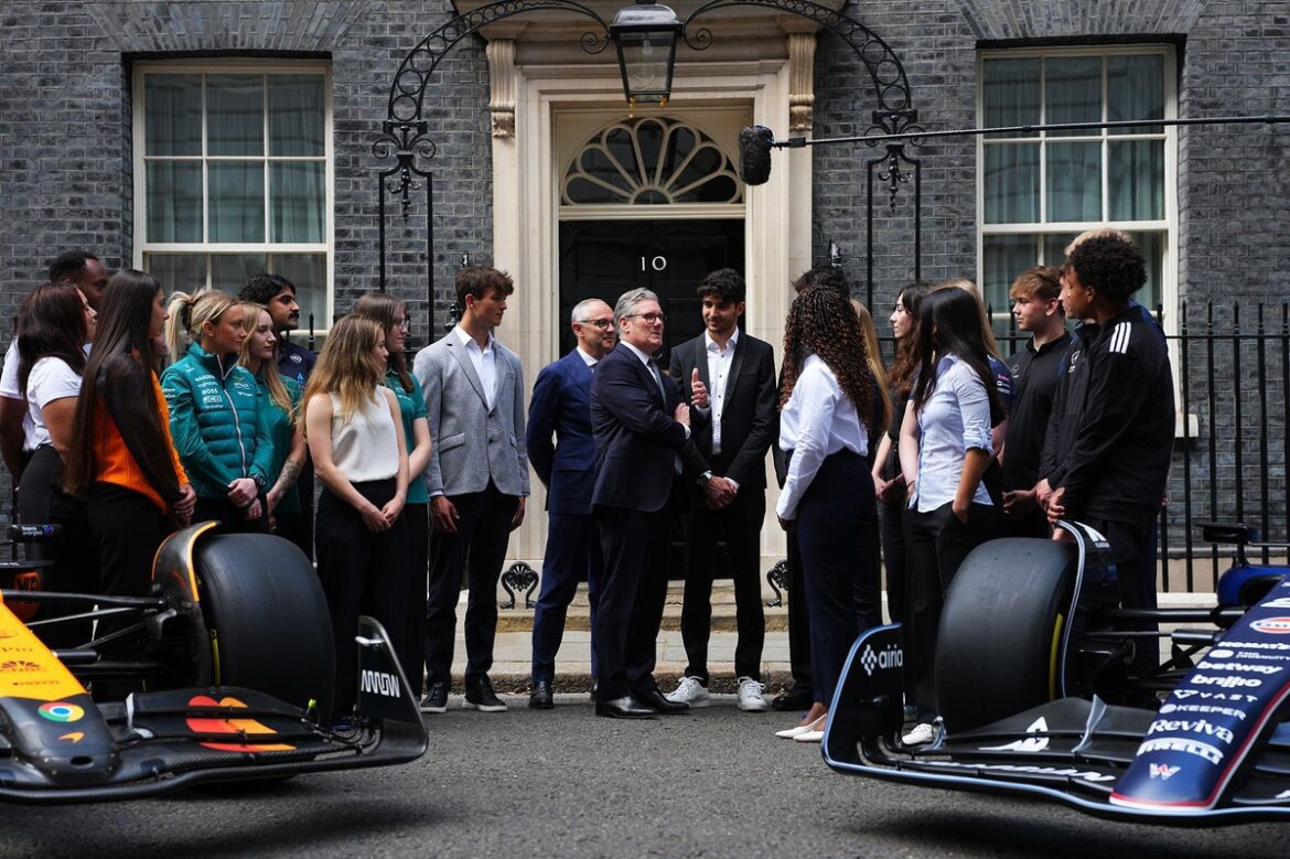 f1-visits-uk-prime-minister-at-2.jpg UK Prime Minister Sir Keir Starmer Invites F1 Community to Downing Street
