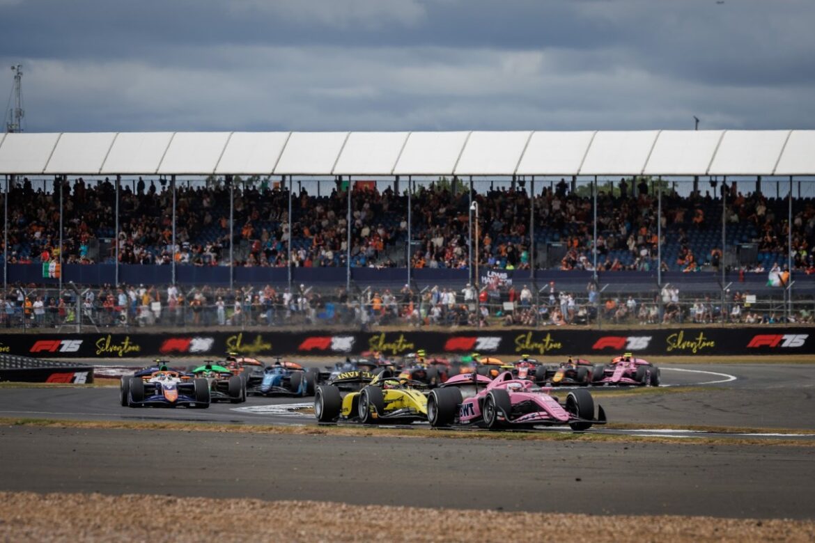 Four Insights Gained from the 2025 Silverstone F2 Race – Feeder Series