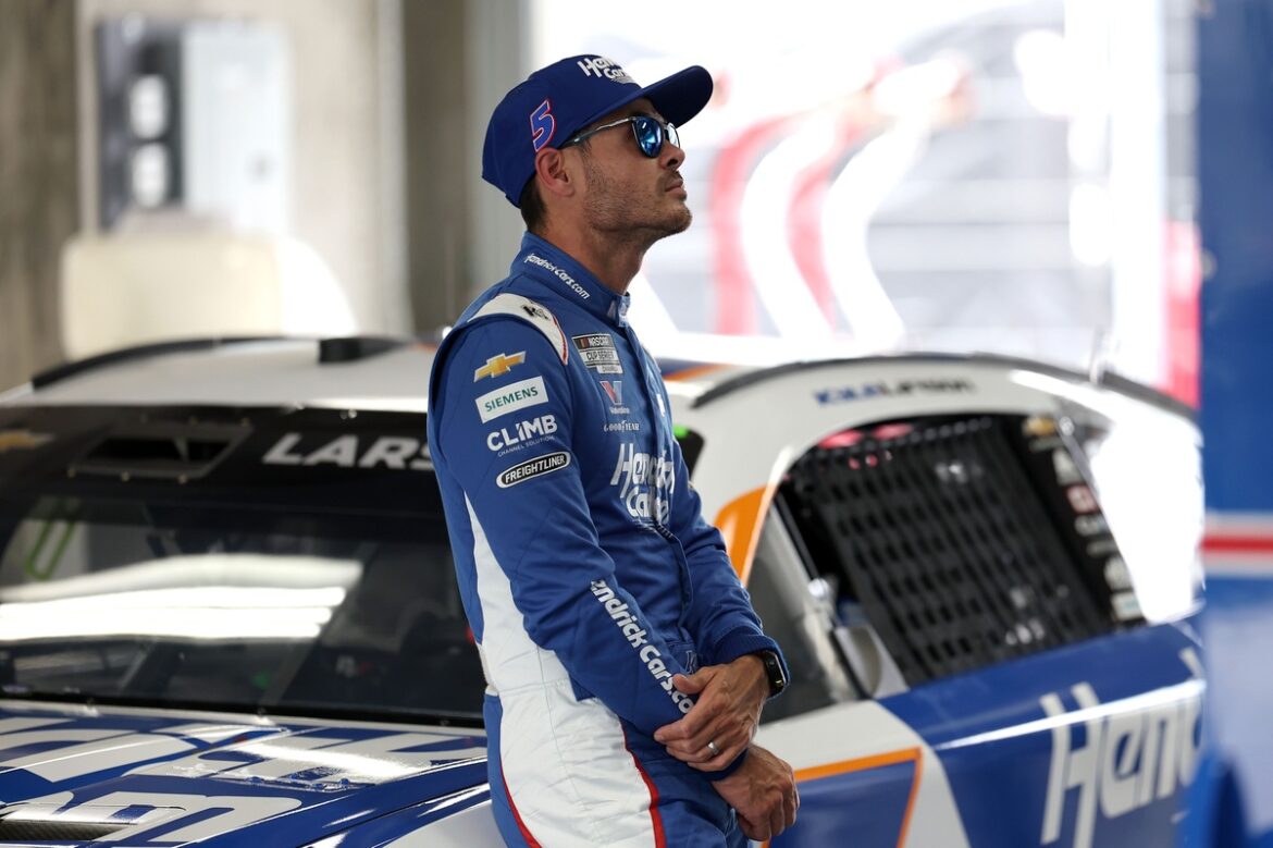 kyle-larson-hendrick-motorspor-2.jpg Kyle Larson's Reasons for Wanting to Compete in the Indy 500 Once More