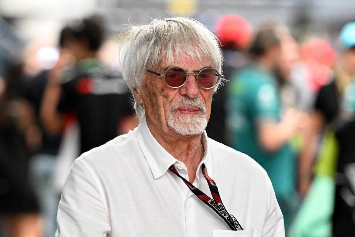 Ecclestone addresses rumors of Alpine's acquisition alongside Horner.