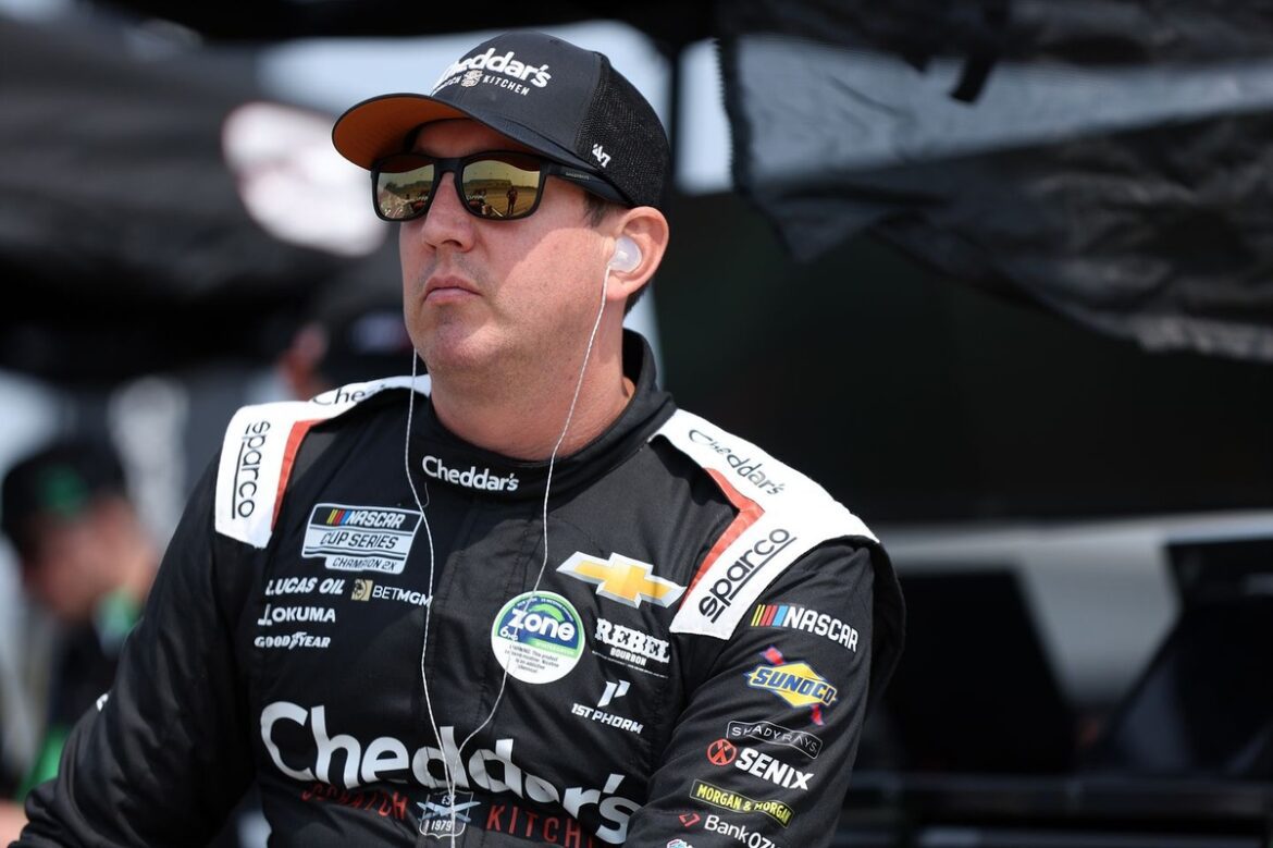 1755962788_kyle-busch-richard-childress-r.jpg Kyle Busch states that qualifying for the NASCAR playoffs "doesn't matter at all" if you get eliminated in the first round.