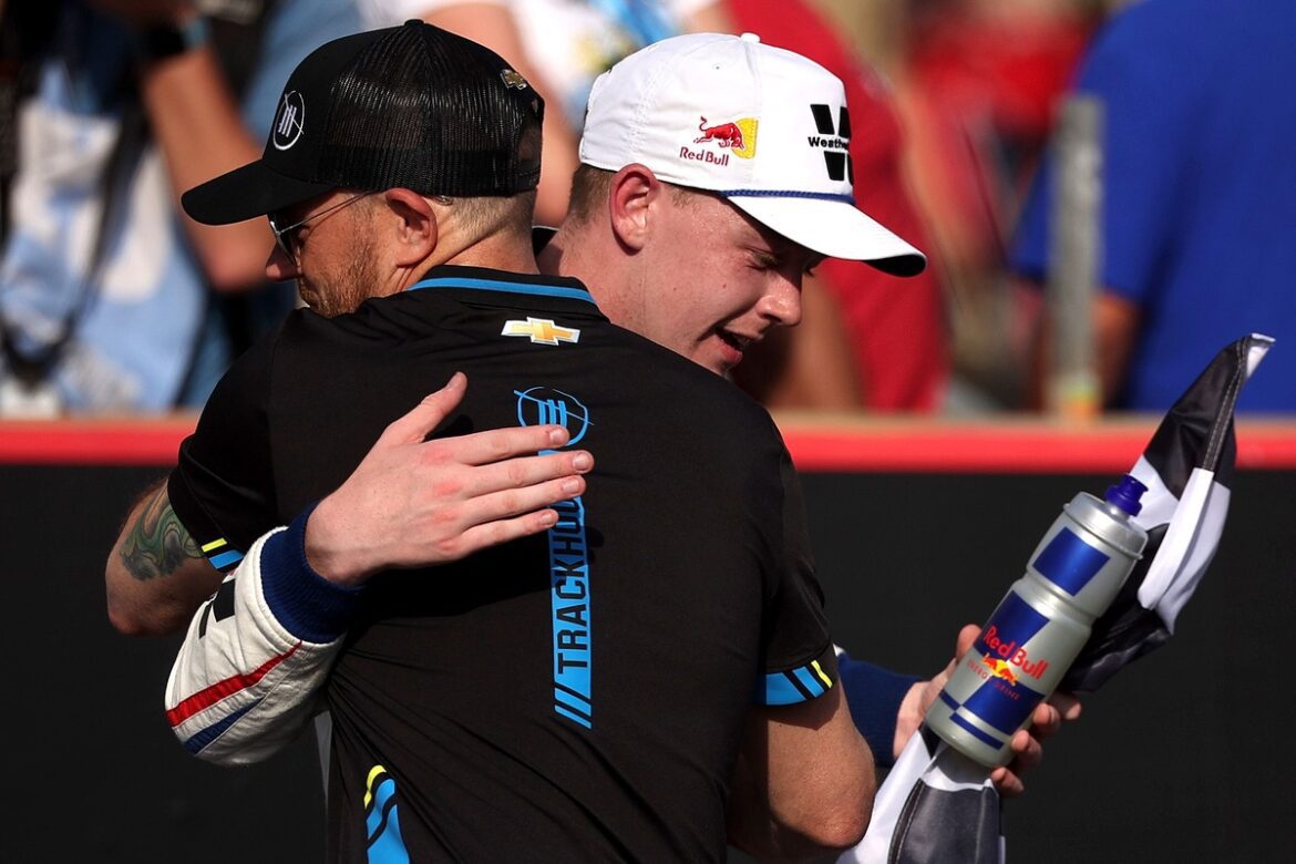 Emotional Connor Zilisch: "I never imagined I'd achieve anything in racing."