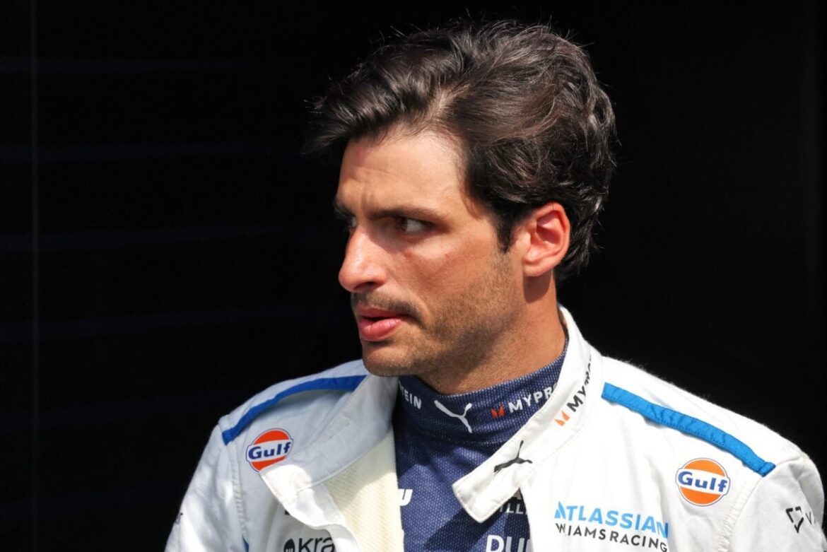 XPB_1351367_HiRes-e1751546043392.jpg Sainz criticizes the negative response to Norris's openness about mental health.