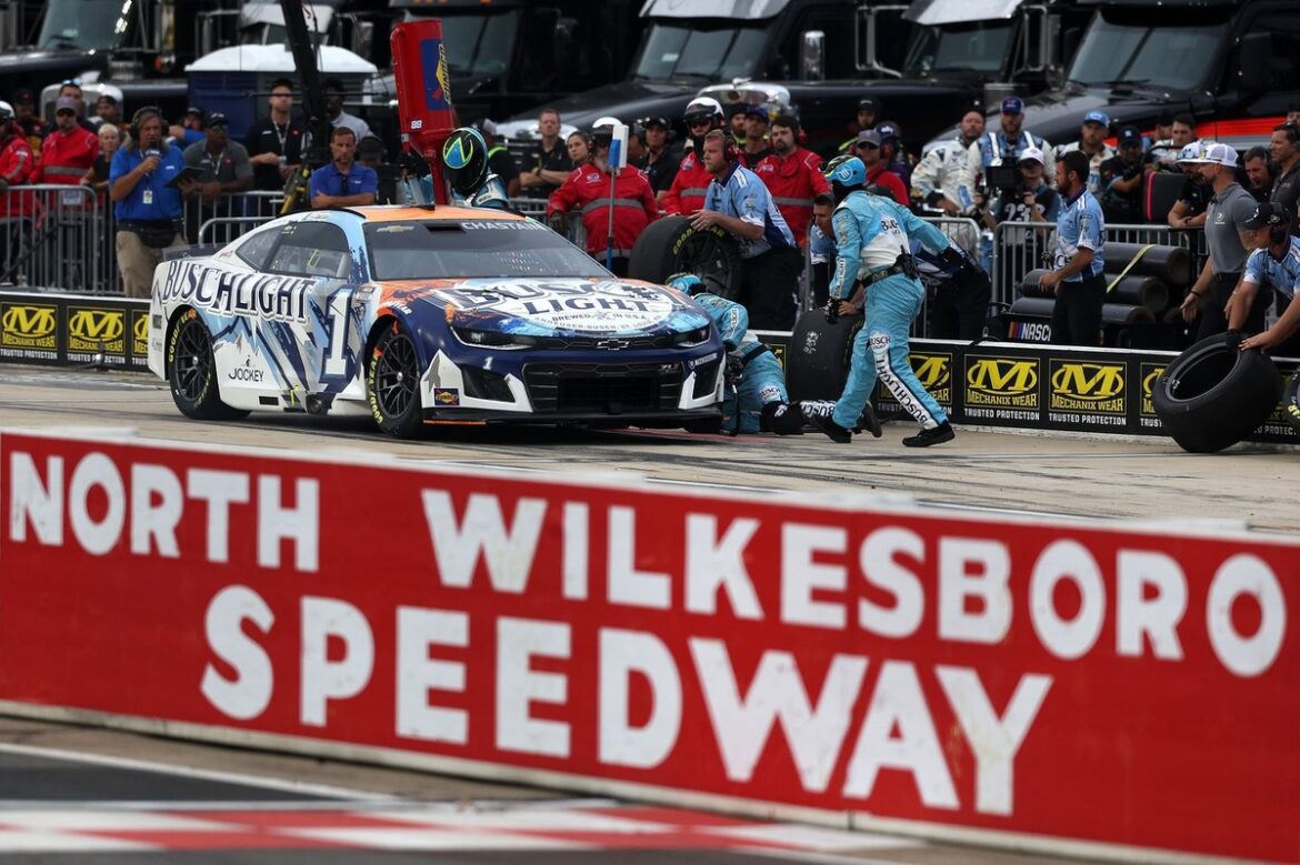 ross-chastain-trackhouse-racin.jpg Trackhouse implements unusual pit crew alteration before NASCAR Cup Playoffs.