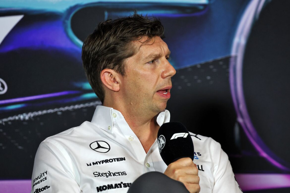 0001274463_HiRes_0FMEAIO0NG3Y7B07SVZFD08WQ8ZQ.jpg Vowles shares how he helped Albon regain confidence after a challenging stint at Red Bull.