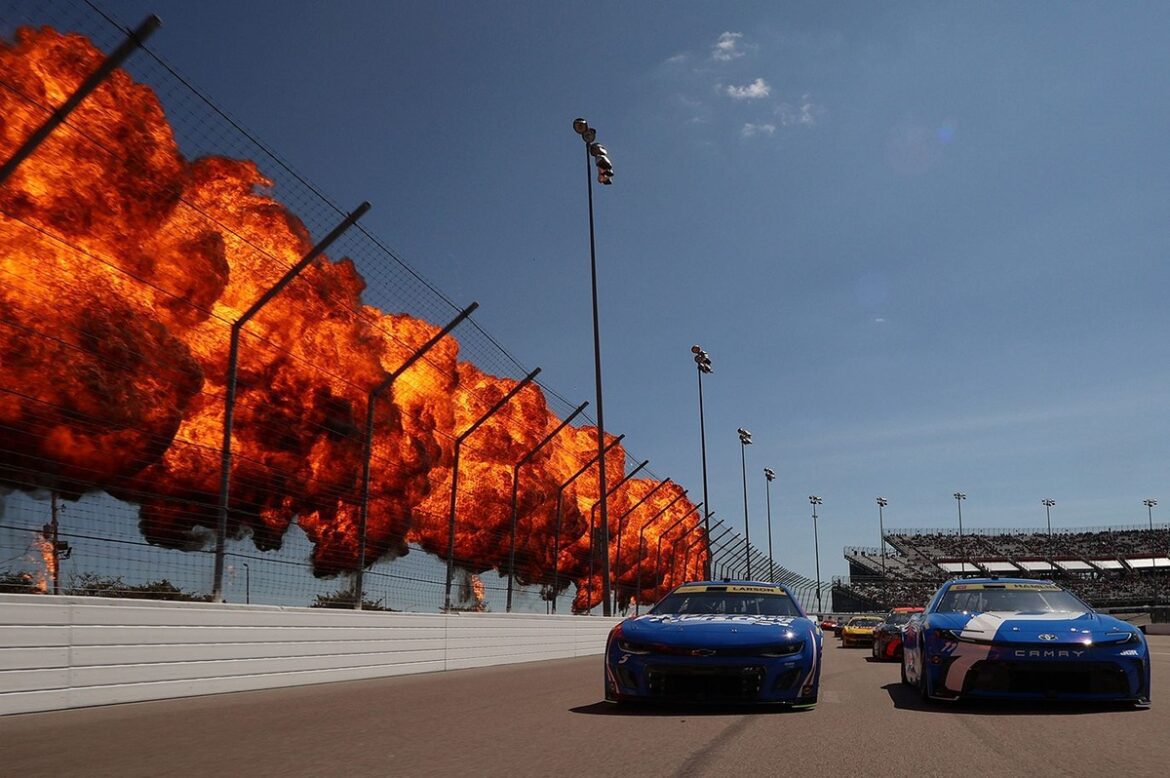 1757356723_kyle-larson-hendrick-motorspor.jpg Highlights and lowlights from an exciting NASCAR Cup race at Gateway