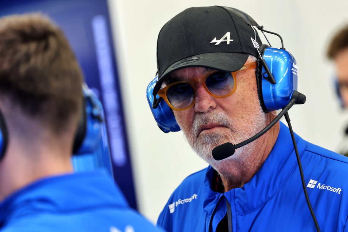 XPB_1328324_HiRes.jpg Alpine reveals Sergio Perez's connection regarding plans for 2026.
