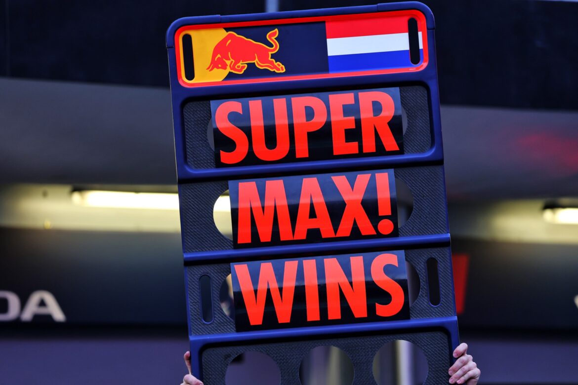 XPB_1374859_HiRes-Custom.jpg Verstappen Champion in 2025? What Does the Math Say?
