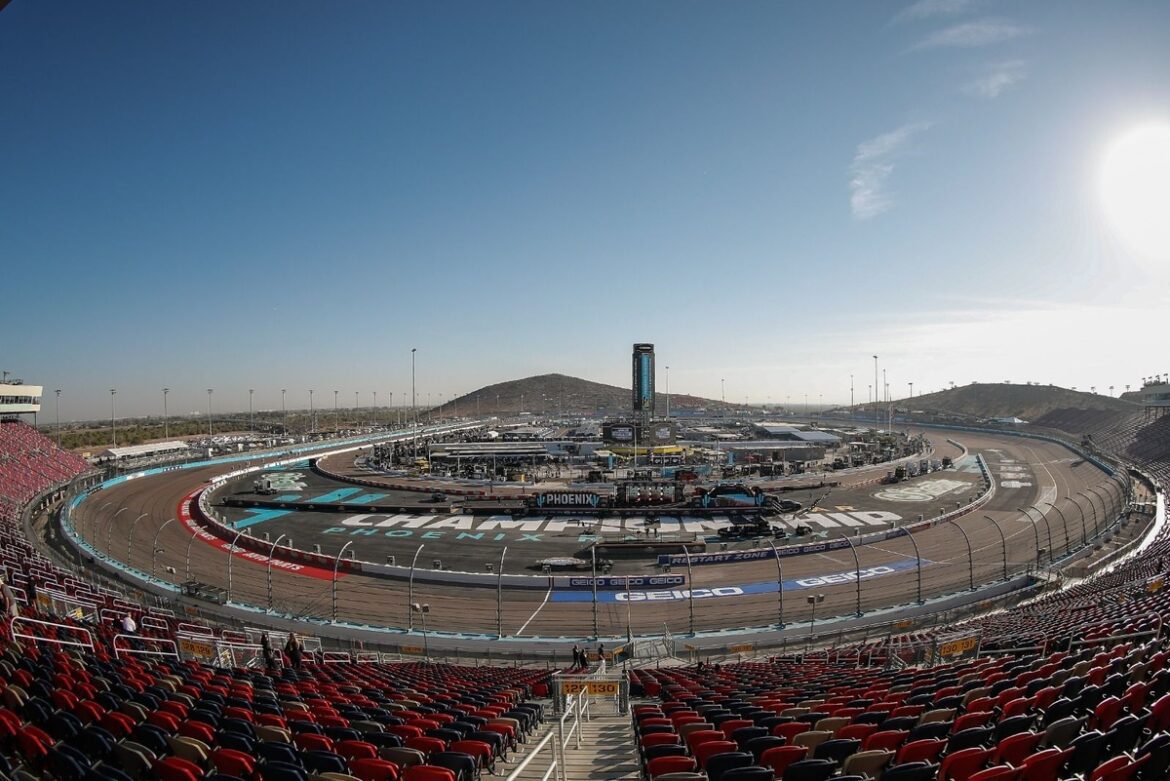 gettyimages-1765732407.jpg IndyCar reveals a 17-event calendar for the 2026 season.