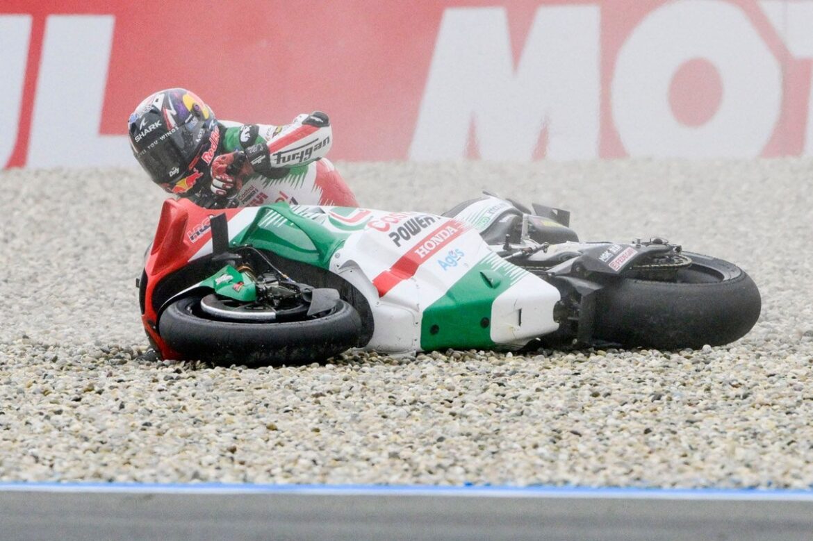 johann-zarco-team-lcr-honda-cr.jpg Johann Zarco discusses his tendency to crash in MotoGP following recent event.