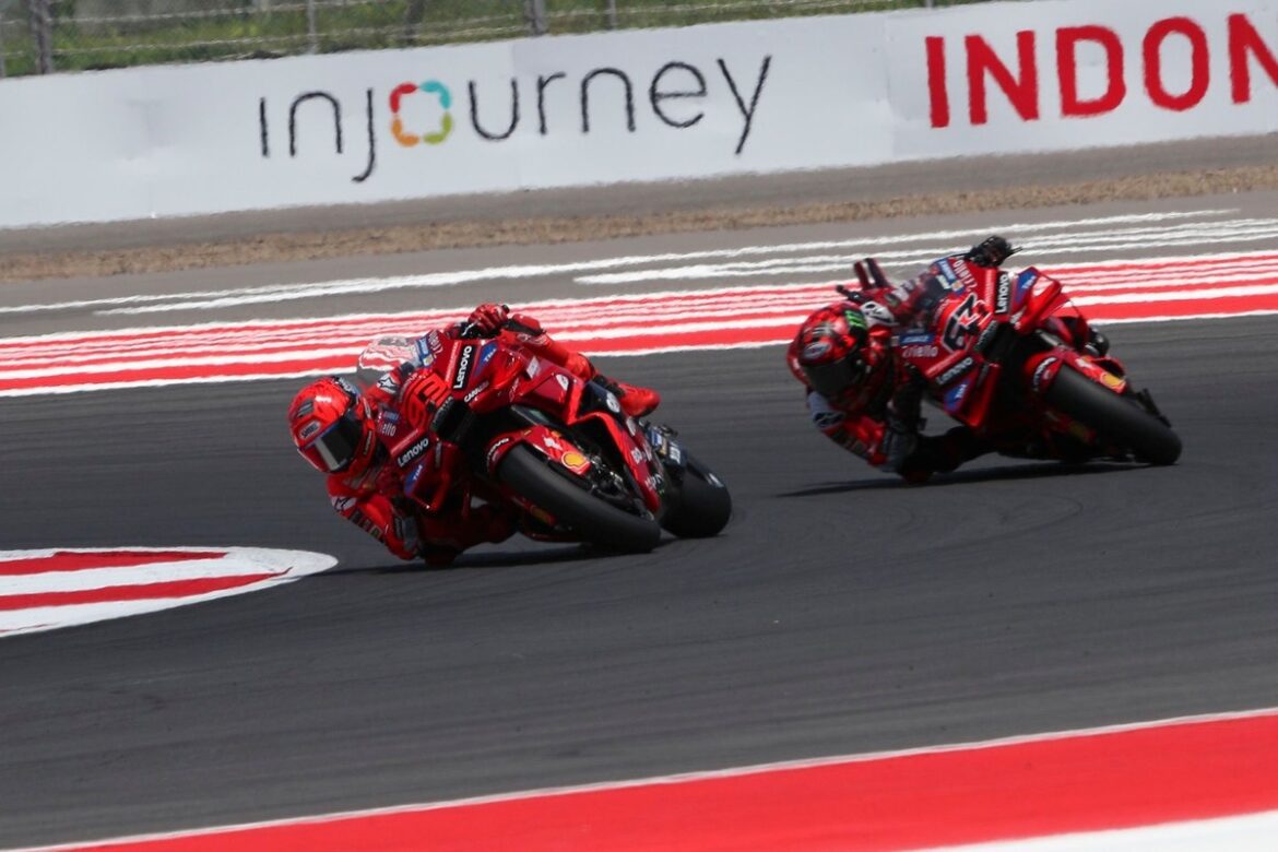 1759507853_marc-marquez-ducati-team-2.jpg Lessons from a Chaotic Friday at the MotoGP Indonesian Grand Prix