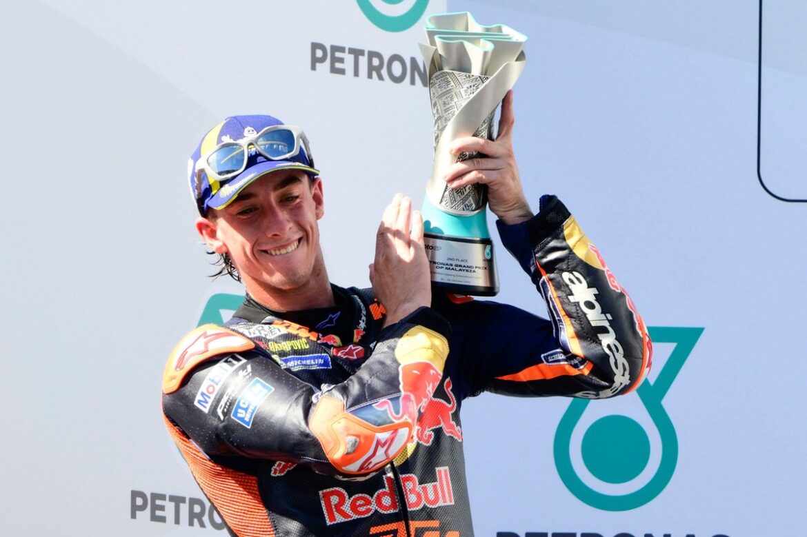 1761476810_pedro-acosta-red-bull-ktm-fact-2.jpg How Pedro Acosta took a big risk to secure a podium finish at the Malaysian GP