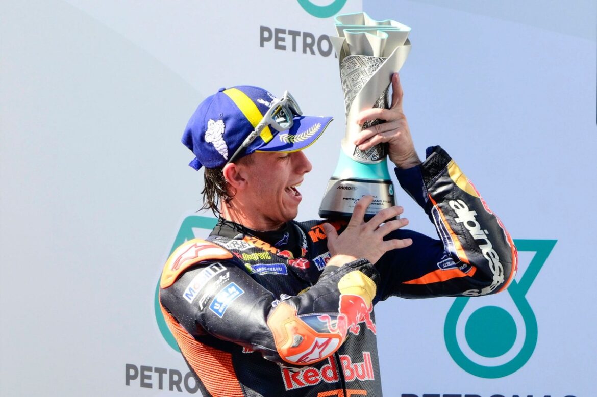 1761825810_pedro-acosta-red-bull-ktm-fact-2.jpg Winning is what truly fulfills me; money is of little importance.