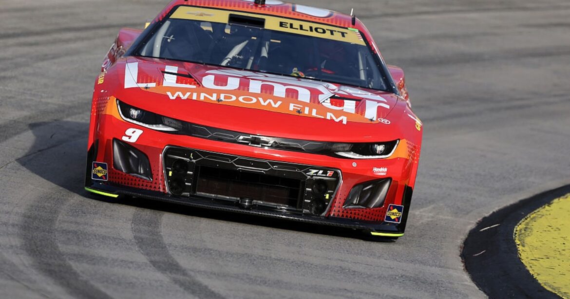 GettyImages-2243293556.jpg Elliott tops Cup Series practice session at Martinsville
