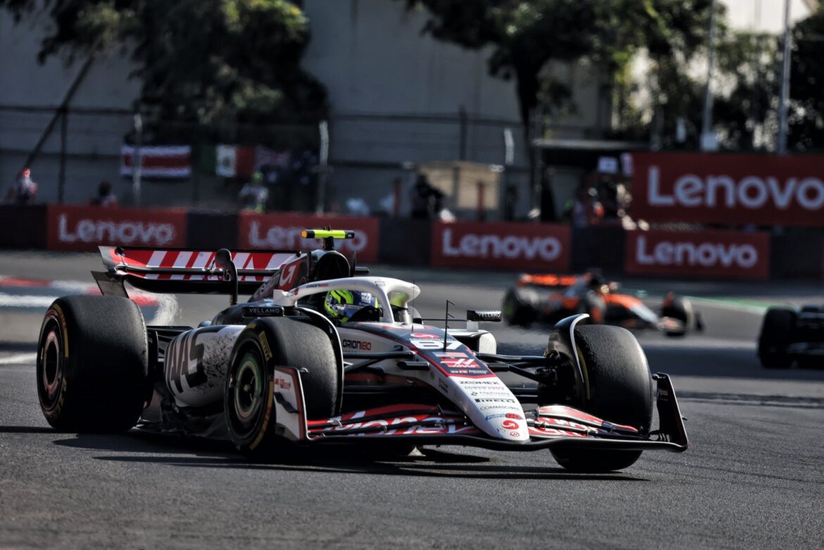 XPB_1382849_HiRes.jpg Bearman impresses Mercedes by holding off the duo of Russell and Antonelli.