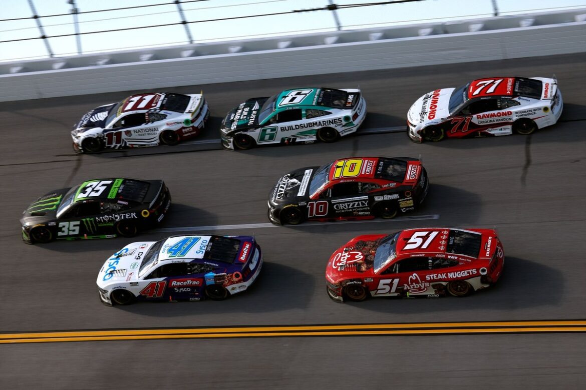 JGR reassures after Denny Hamlin's throttle issue.