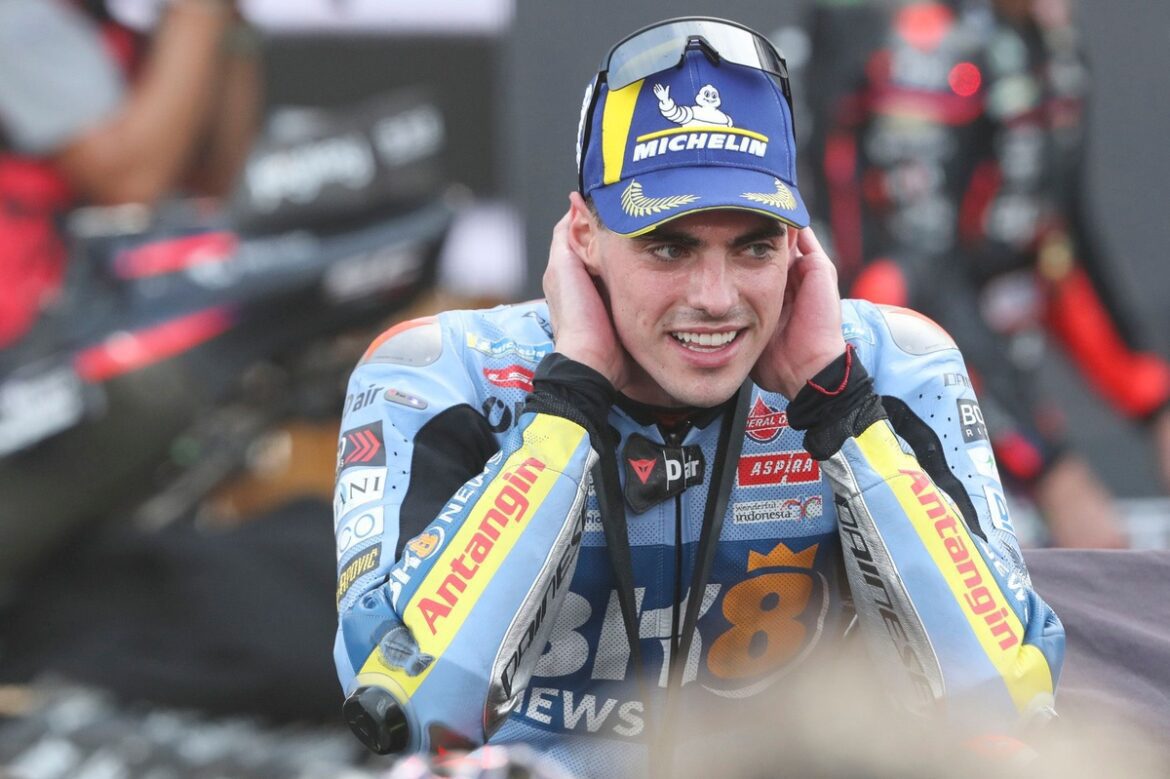 Fermin Aldeguer expresses regret for keeping the door ajar for Marco Bezzecchi's late maneuver.