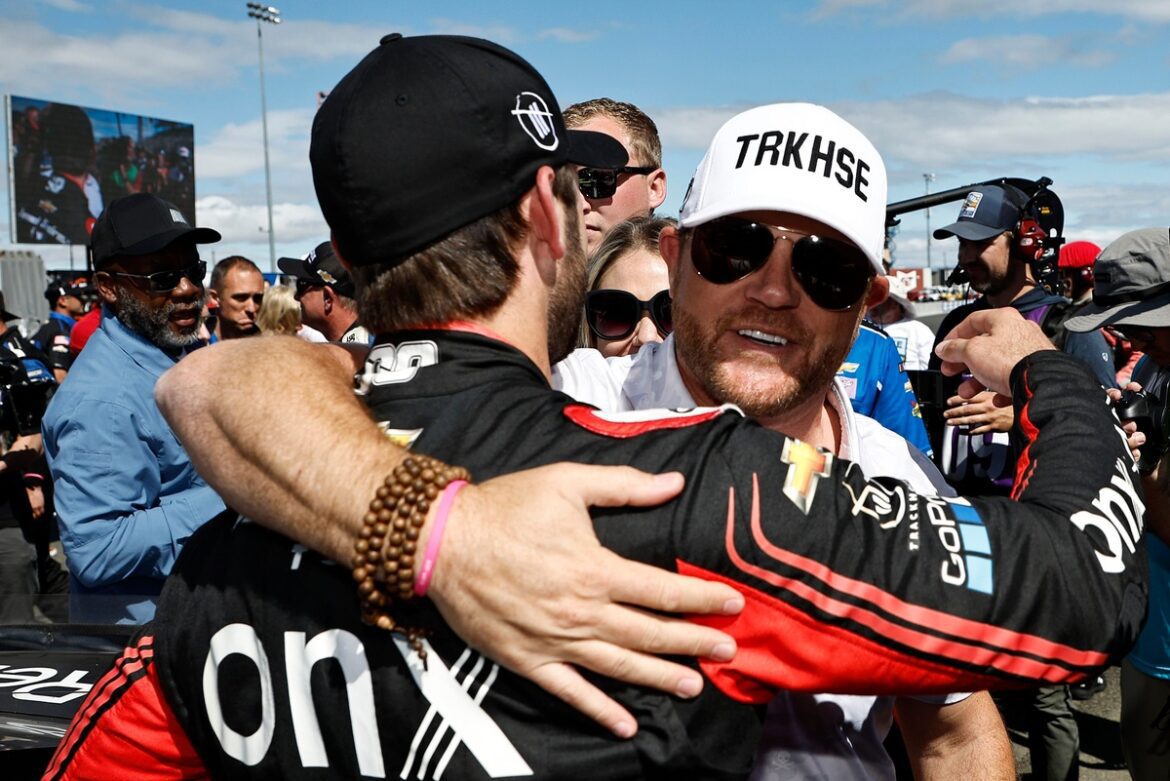 justin-marks-and-daniel-suarez.jpg Trackhouse pays tribute to Daniel Suarez before his last race with the team.