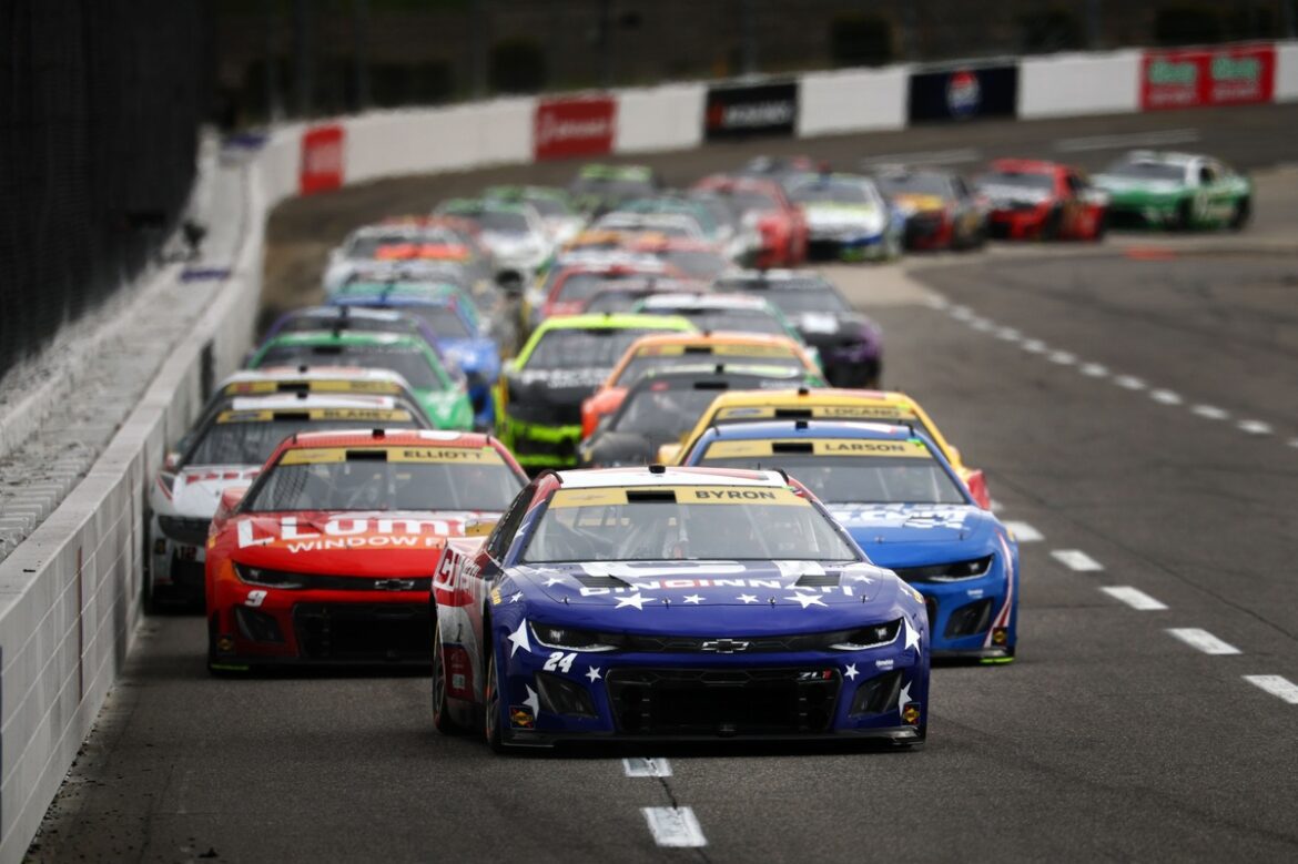 william-byron-leads-the-field-.jpg 2025 NASCAR Cup Official Championship 4 Playoff Lineup
