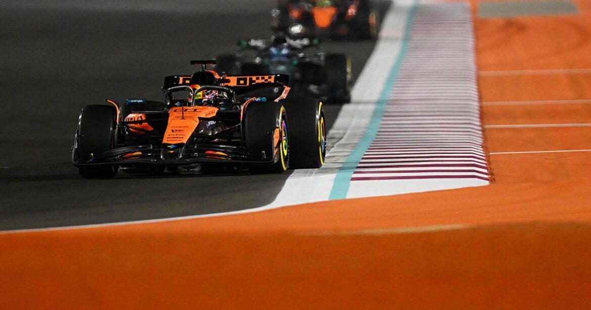 Piastri Revives Title Aspirations with Commanding Victory in Qatar Sprint