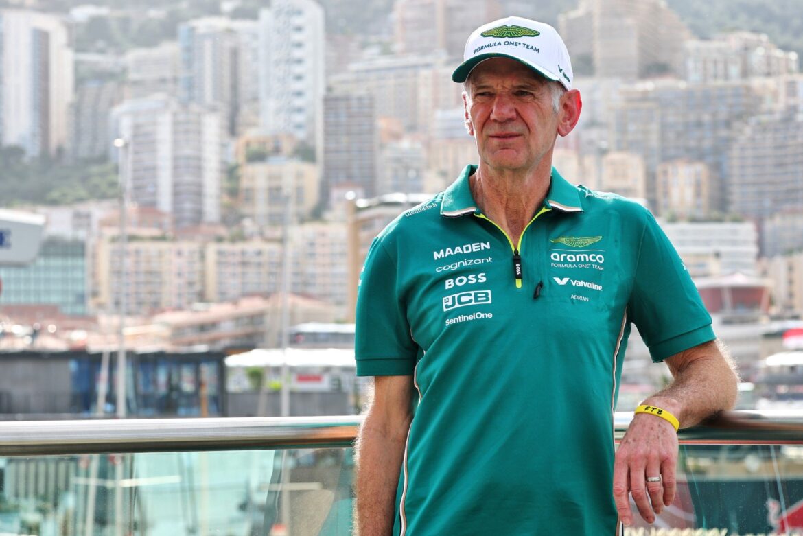 Adrian Newey anticipates dominance by top teams in 2026.