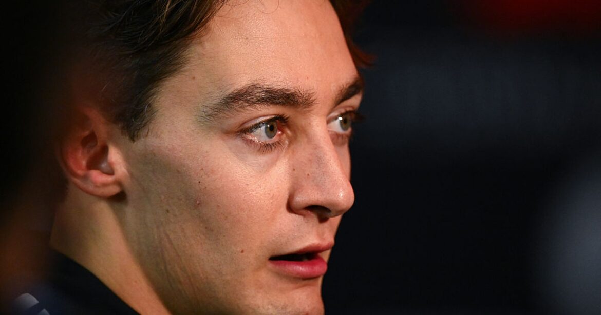 Russell anticipates Verstappen will push Norris into the pack.