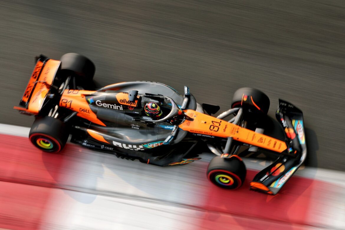 Piastri confirms that he is aware of McLaren's team orders in Abu Dhabi.